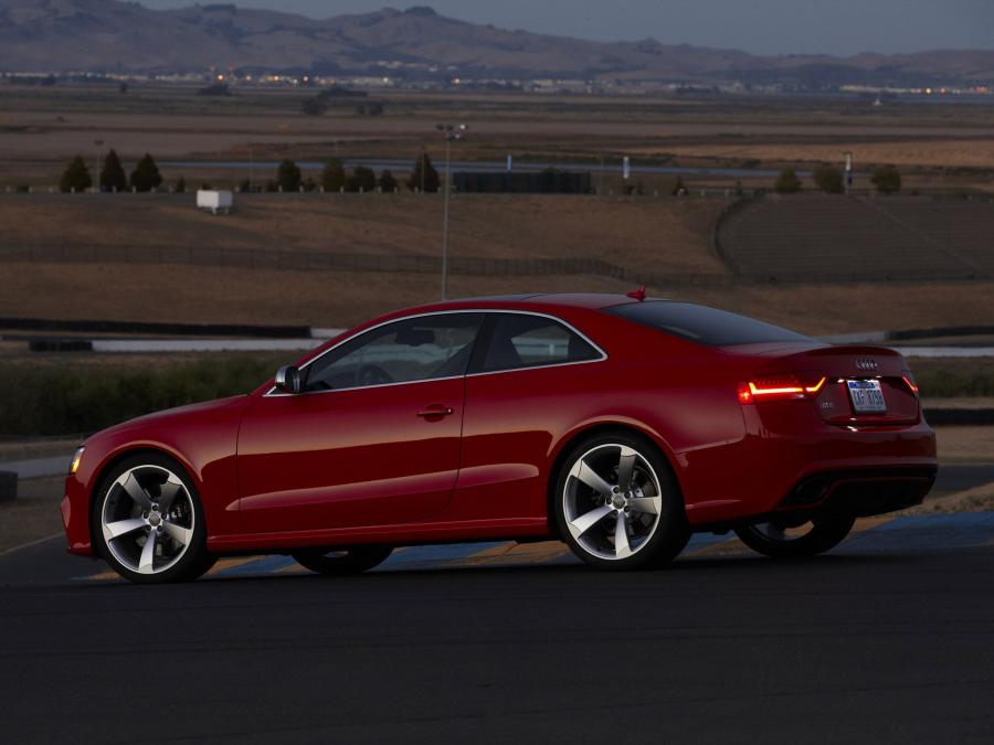  Audi RS5 Coupe 2012 года  (NA) (фото 104 из 104)